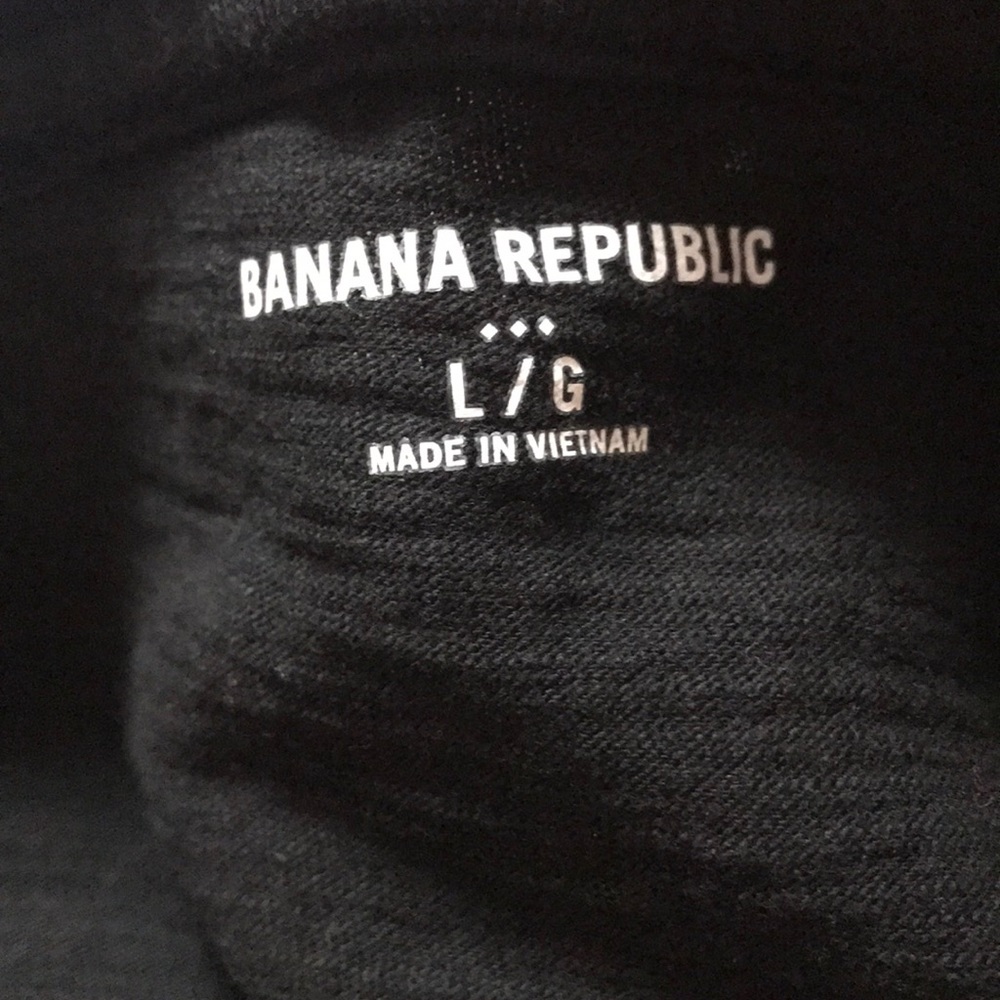 Banana Republic T-shirt - Picture 4 of 4